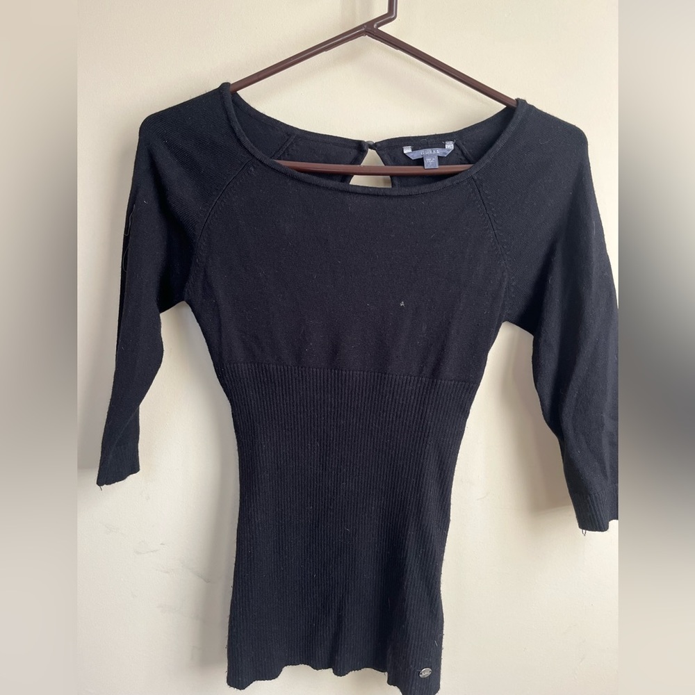 Soft sweetheart sweater with keyhole by GUESS (vintage)